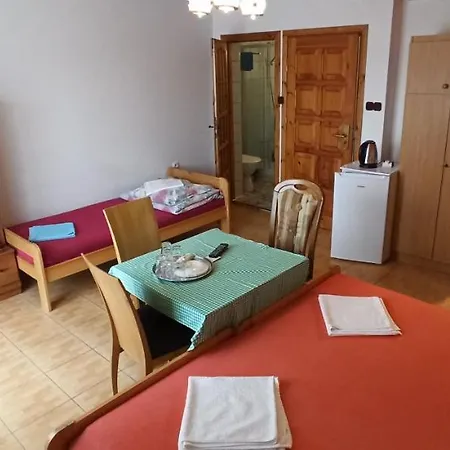 Dw Komandor Quarto em Acomodações Particulares *